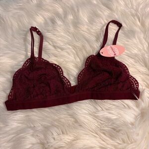 Anemone Elegant Lace Bralette in Burgundy